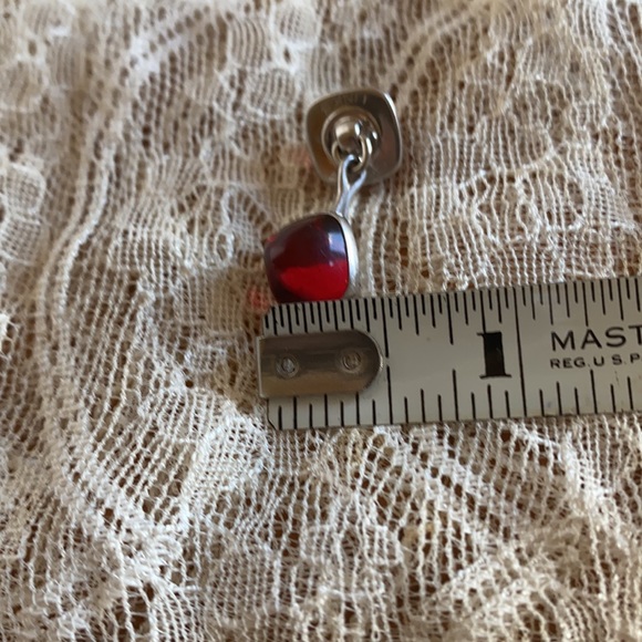 Vintage SWANK Links marked silver tone lucite red square accent domed cuff links - Picture 6 of 6